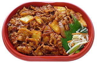 セブン「旨辛豚キムチ丼」ほか:新発売のコンビニ弁当
