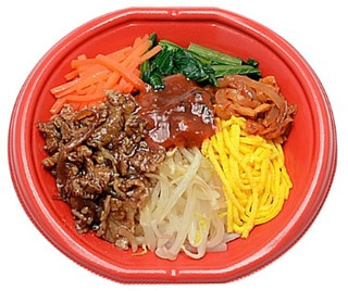 セブン「混ぜて食べる!旨辛ビビンバ丼」ほか:新発売のコンビニ弁当