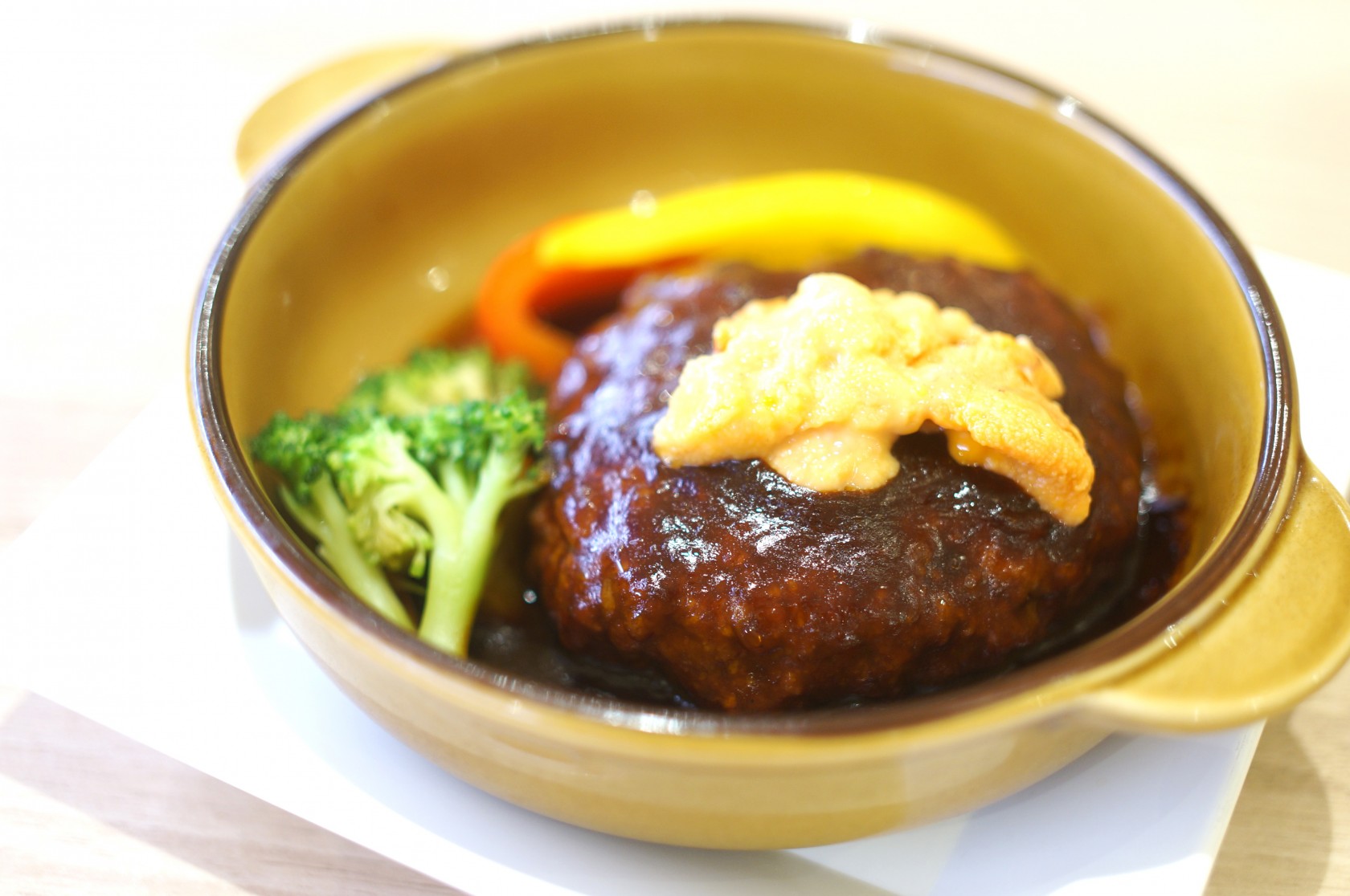 【日本ハンバーグ協会推薦】かっぱ寿司のハンバーグに「極上生うに」を乗せたら美味かった!