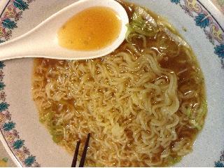 「小笠原製粉 アザラシ 家庭用ラーメン ごましょうゆ味 袋92g」のクチコミ画像 by いもぞんさん