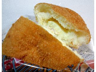 「ヤマザキ チーズクリーム＆ベーコンドーナツ 袋1個」のクチコミ画像 by つなさん