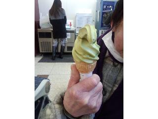 「日世 まっ茶 ソフトクリーム」のクチコミ画像 by 秀ちゃんさん