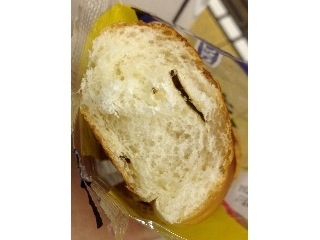 「フジパン 塩こんぶとチーズのパン 袋1個」のクチコミ画像 by レビュアーさん
