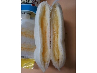 「ヤマザキ ランチパック チーズケーキ風 袋2個」のクチコミ画像 by かんにゃまんさん
