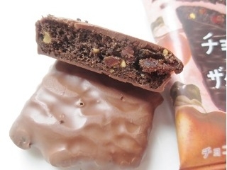 「森永製菓 チョコでくるんだザクザククッキー 袋1個」のクチコミ画像 by レビュアーさん