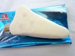「森永製菓 レアチーズケーキアイス 袋55ml」のクチコミ画像 by レビュアーさん