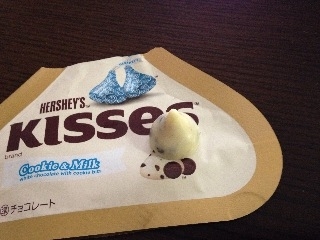 「ロッテ ハーシーキスチョコレート クッキー＆ミルク 袋36g」のクチコミ画像 by あんめろんさん
