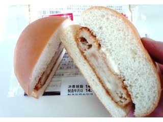 「ヤマザキ 里芋コロッケバーガー 袋1個」のクチコミ画像 by レビュアーさん
