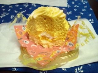 「セブン-イレブン 北海道産かぼちゃパンプキンケーキ カップ1個」のクチコミ画像 by やっぺさん