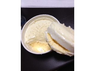 「ファミリーマート Sweets＋ ホワイトデビルズチーズケーキ カップ1個」のクチコミ画像 by 山田みーさん