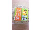 「ニューデイズ こんにゃく入りひじきご飯 群馬県産こんにゃく芋使用 袋1個」のクチコミ画像 by みゃりちさん