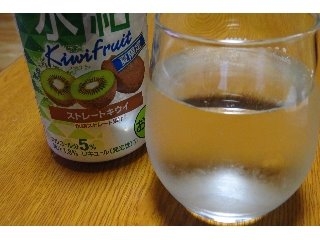 「KIRIN 氷結 ストレートキウイ 缶350ml」のクチコミ画像 by すのたんさん