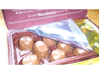 「ロッテ マカダミアチョコレート 箱9粒」のクチコミ画像 by 好物は栗さん