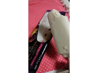「メイトー モン・パティシエ ラムレーズンホワイトチョコ 袋82ml」のクチコミ画像 by ぷりんタルトさん