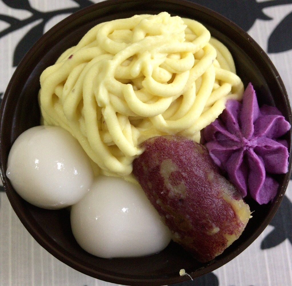 セブンイレブンお芋とほうじ茶の和ぱふぇ2