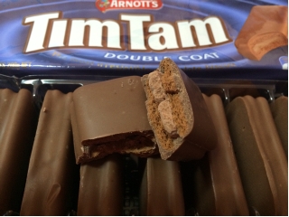 「ARNOTT’S Tim Tam ダブルコート 袋9枚」のクチコミ画像 by めーぐーさん