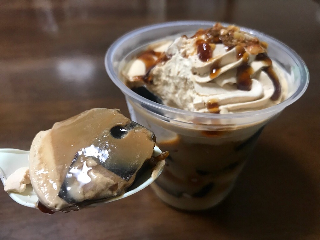 【高評価】「本気のコーヒー尽くし♡ ファミリーマート クリーム珈琲ゼリー」のクチコミ・評価 かずなさん 【高評価】「本気のコーヒー尽くし♡ ファミリーマート クリーム珈琲ゼリー」のクチコミ・評価 かずなさん