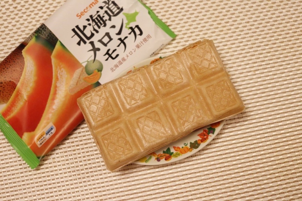 「セイコーフレッシュフーズ 北海道牛乳モナカ 赤肉メロン」のクチコミ