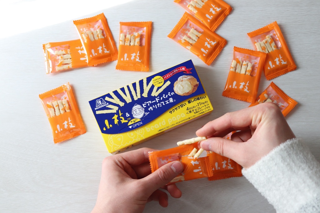 【中評価】森永製菓 小枝 パイシュークリーム味の感想・クチコミ・カロリー情報【もぐナビ】