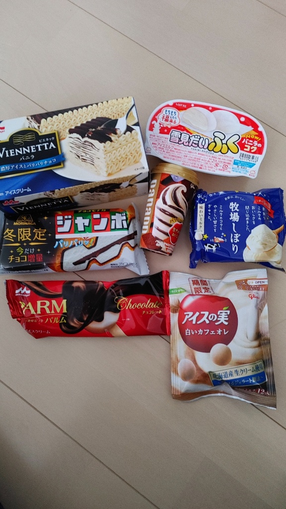 「チョコモナカジャンボミニ」の商品情報