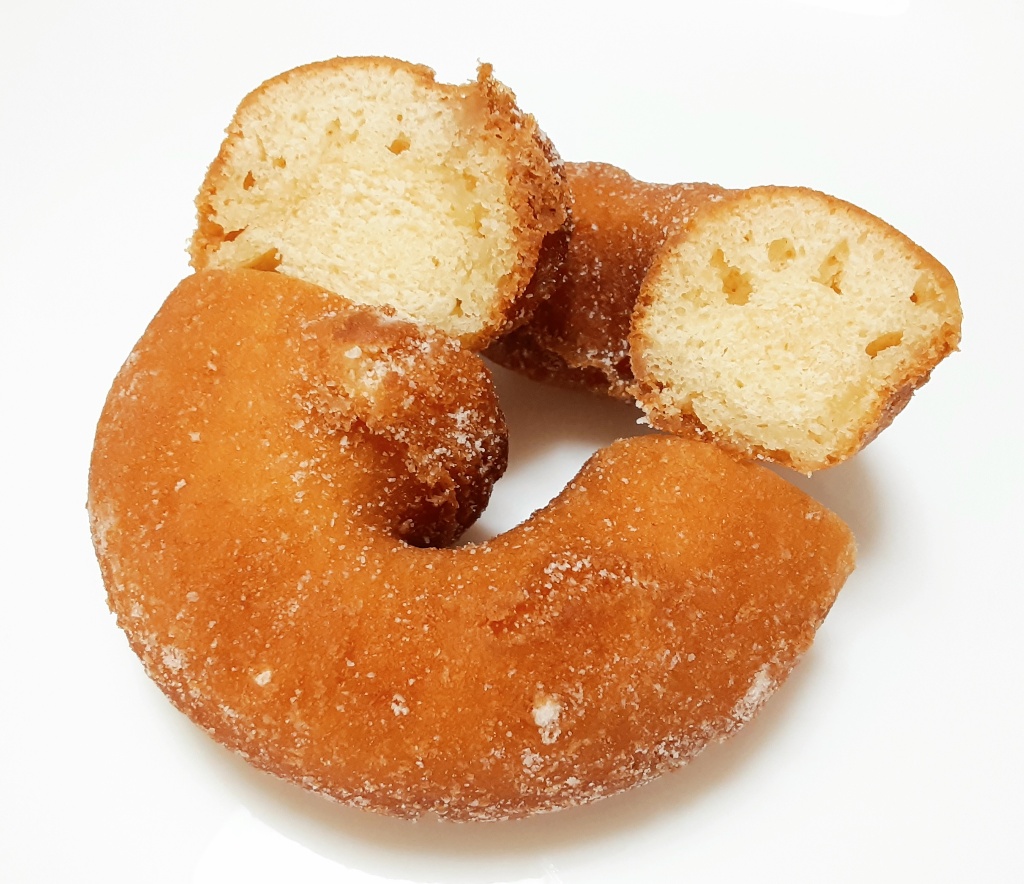 【中評価】「ヤングドーナツかは置いといて フジパン ヤングドーナツ大きくしてみました！！」のクチコミ・評価 つなさん