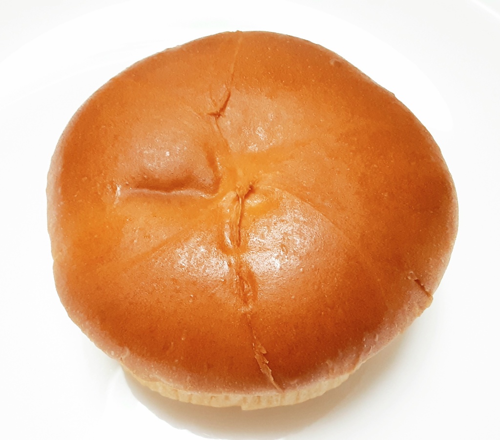 「神戸屋 しあわせ届けるりんごチーズくりぃむぱん」のクチコミ