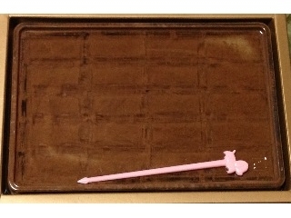 「コンディトライ神戸 チョコレート職人 クリーミーチョコレート ティラミス風 箱20個」のクチコミ画像 by tasterさん