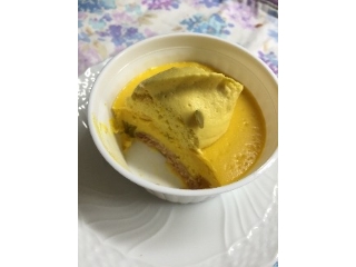 「ファミリーマート Sweets＋ しっとりかぼちゃのチーズケーキ カップ1個」のクチコミ画像 by すみっこちょこさん