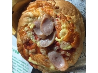 「サークルKサンクス ウインナーピザパン 袋1個」のクチコミ画像 by かんにゃまんさん