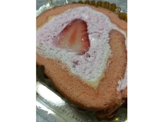 「セブン-イレブン いちごのロールケーキ 袋1個」のクチコミ画像 by ぷちぽちさん
