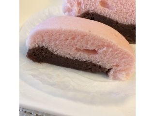 「神戸屋 桜蒸しパン 袋1個」のクチコミ画像 by Yulikaさん