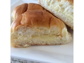 「ヤマザキ おいしい菓子パン バターブレッド カスタード風味 袋1個」のクチコミ画像 by Yulikaさん
