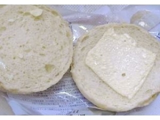 「Pasco 北海道チーズメロンパン 袋1個」のクチコミ画像 by ちゃちゃさん
