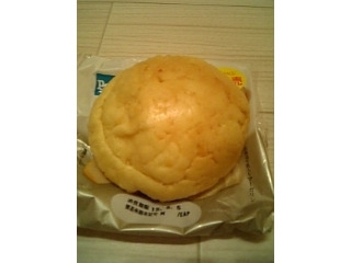 「Pasco 北海道チーズメロンパン 袋1個」のクチコミ画像 by わこめさん