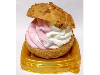 「ヤマザキ ソフトクリームみたいなパイシュー いちご＆ミルク パック1個」のクチコミ画像 by つなさん