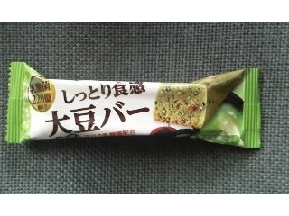 「タンドール製菓 しっとり食感大豆バー 抹茶＆黒ごま 袋1本」のクチコミ画像 by ayumiさん