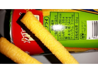 「明治 カールスティック 贅沢チーズ味 カップ46g」のクチコミ画像 by レビュアーさん