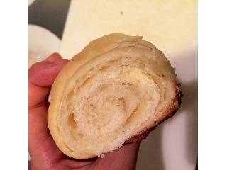 「ヤマザキ おいしい菓子パン メロンクロワッサン 袋1個」のクチコミ画像 by su-aさん