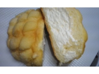 「ファミリーマート こだわりパン工房 ホイップメロンパン 袋1個」のクチコミ画像 by レビュアーさん