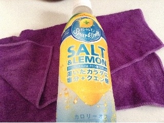 「ポッカサッポロ キレートレモン スパークリング SALT＆LEMON ペット500ml」のクチコミ画像 by レビュアーさん