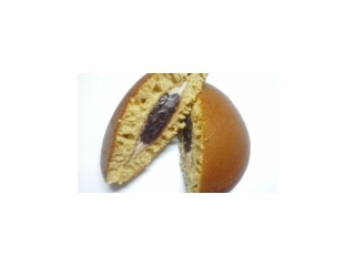 「モンテール 小さな洋菓子店 黒糖あずきのどら焼き 袋1個」のクチコミ画像 by レビュアーさん