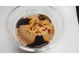 「ローソン Uchi Cafe’ SWEETS ウチカフェフラッペ チョコレート カップ170g」のクチコミ画像 by レビュアーさん