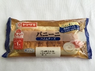 「ヤマザキ おいしい菓子パン パニーニ ハム＆チーズ 袋1個」のクチコミ画像 by ROCOmamaさん