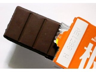 「森永製菓 板チョコアイス Wクッキー 箱72ml」のクチコミ画像 by つなさん