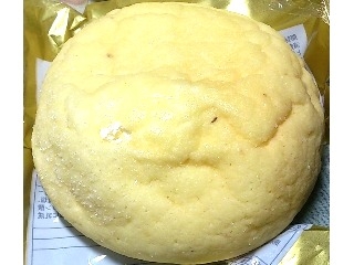 「ヤマザキ たっぷりホイップのバターメロンパン 袋1個」のクチコミ画像 by のあ.さん