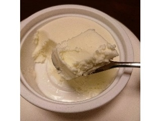 「ロッテ 濃厚クリームチーズアイス 箱120ml」のクチコミ画像 by aengさん