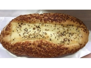 「第一パン あらびき胡椒とチーズのパン 袋1個」のクチコミ画像 by ちゃちゃさん