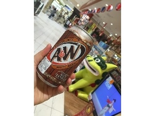 「A＆W ルートビア 缶354ml」のクチコミ画像 by マカロンママさん