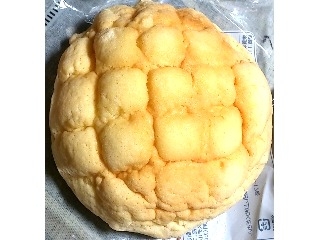 「ファミリーマート バター香るメロンパン 袋1個」のクチコミ画像 by のあ.さん