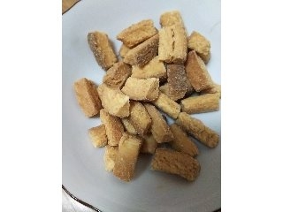 「ヤマザキ ちょいパクラスク ピーナッツ味 袋45g」のクチコミ画像 by もっこさん